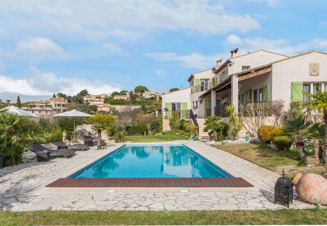 Villa in Nice - HappyFew  La Villa Bellet Villa in Nice - HappyFew  La Villa Bellet