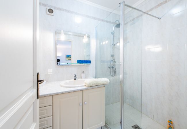 Villa in Nice - HappyFew  La Villa Bellet Villa in Nice - HappyFew  La Villa Bellet