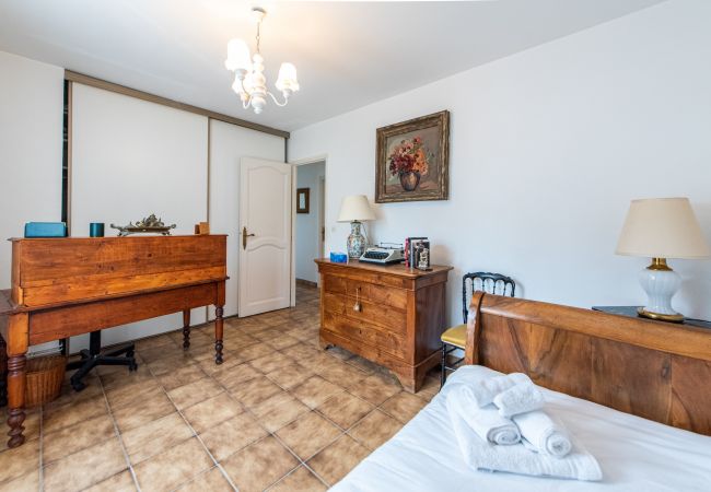 Villa in Nice - HappyFew  La Villa Bellet Villa in Nice - HappyFew  La Villa Bellet