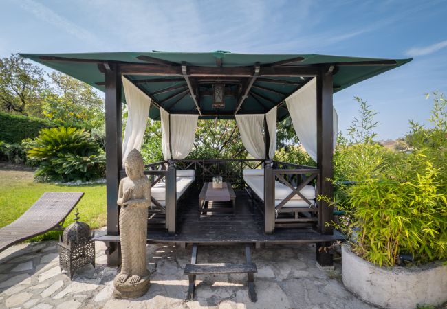 Villa in Nice - HappyFew  La Villa Bellet Villa in Nice - HappyFew  La Villa Bellet