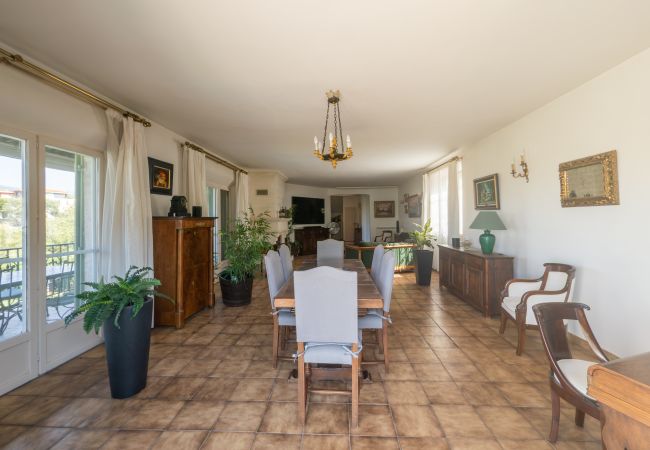 Villa in Nice - HappyFew  La Villa Bellet Villa in Nice - HappyFew  La Villa Bellet