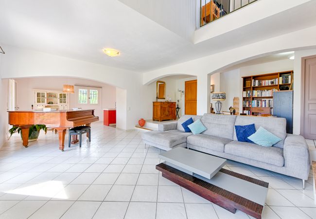 Villa in Tourretes sur Loup - HappyFew: Villa Tourrettes Villa in Tourretes sur Loup - HappyFew: Villa Tourrettes