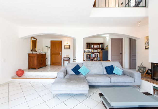 Villa in Tourretes sur Loup - HappyFew: Villa Tourrettes Villa in Tourretes sur Loup - HappyFew: Villa Tourrettes