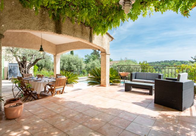 Villa in Tourretes sur Loup - HappyFew: Villa Tourrettes Villa in Tourretes sur Loup - HappyFew: Villa Tourrettes