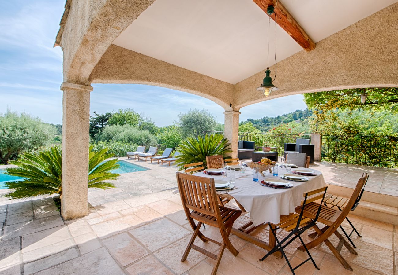 Villa in Tourretes sur Loup - HappyFew: Villa Tourrettes Villa in Tourretes sur Loup - HappyFew: Villa Tourrettes