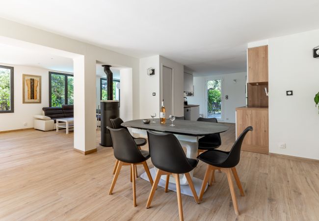 Villa in Nice - HappyFew La Villa Summertime Villa in Nice - HappyFew La Villa Summertime