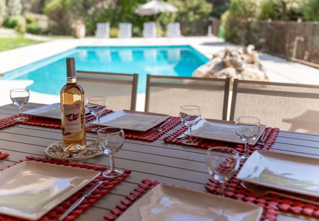 Villa in Saint-Martin-du-Var - HappyFew La Villa Lilas Villa in Saint-Martin-du-Var - HappyFew La Villa Lilas