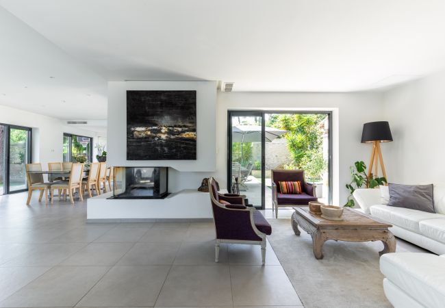 Villa in Nice - Happyfew la Villa Cedra Villa in Nice - Happyfew la Villa Cedra