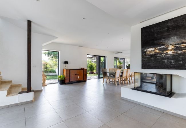 Villa in Nice - Happyfew la Villa Cedra Villa in Nice - Happyfew la Villa Cedra