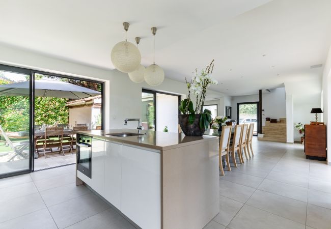 Villa in Nice - Happyfew la Villa Cedra Villa in Nice - Happyfew la Villa Cedra