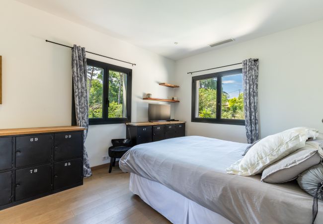 Villa in Nice - Happyfew la Villa Cedra Villa in Nice - Happyfew la Villa Cedra