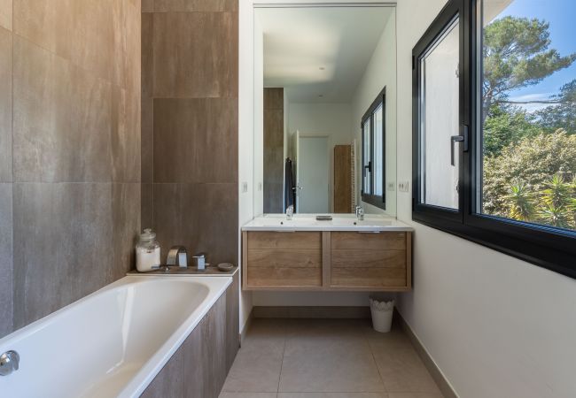 Villa in Nice - Happyfew la Villa Cedra Villa in Nice - Happyfew la Villa Cedra