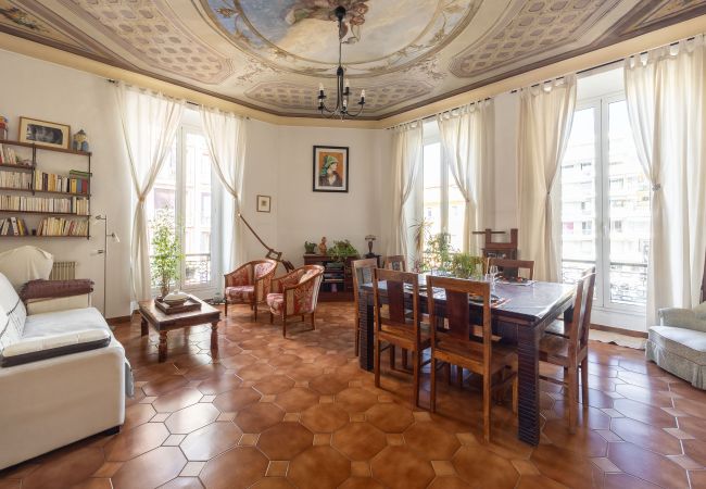 Apartment in Nice - HAPPYFEW LA SUITE BARLA