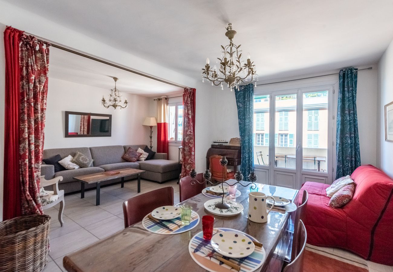 Appartement à Nice - L'anse Lympia Appartement à Nice - L'anse Lympia