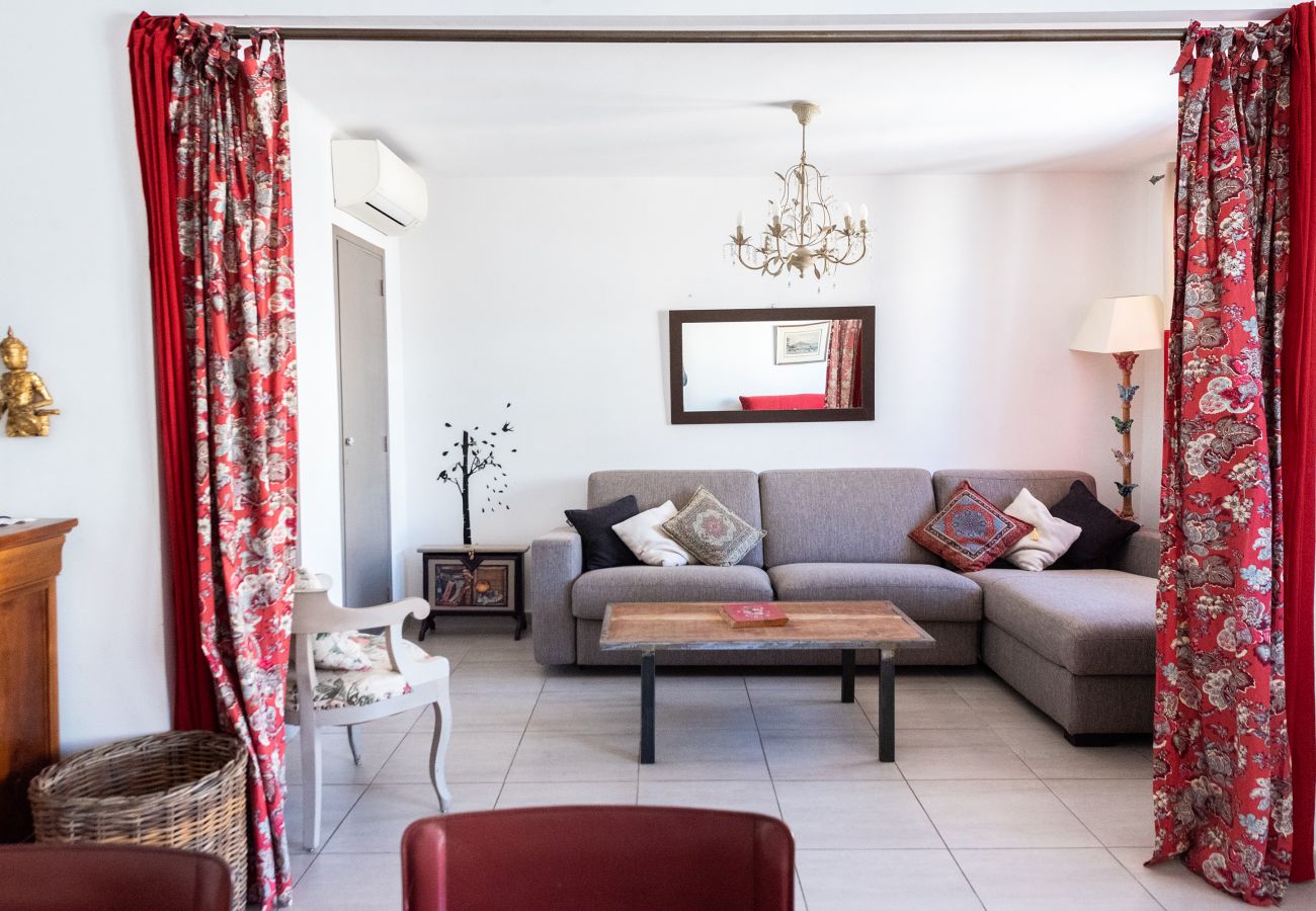 Appartement à Nice - L'anse Lympia Appartement à Nice - L'anse Lympia