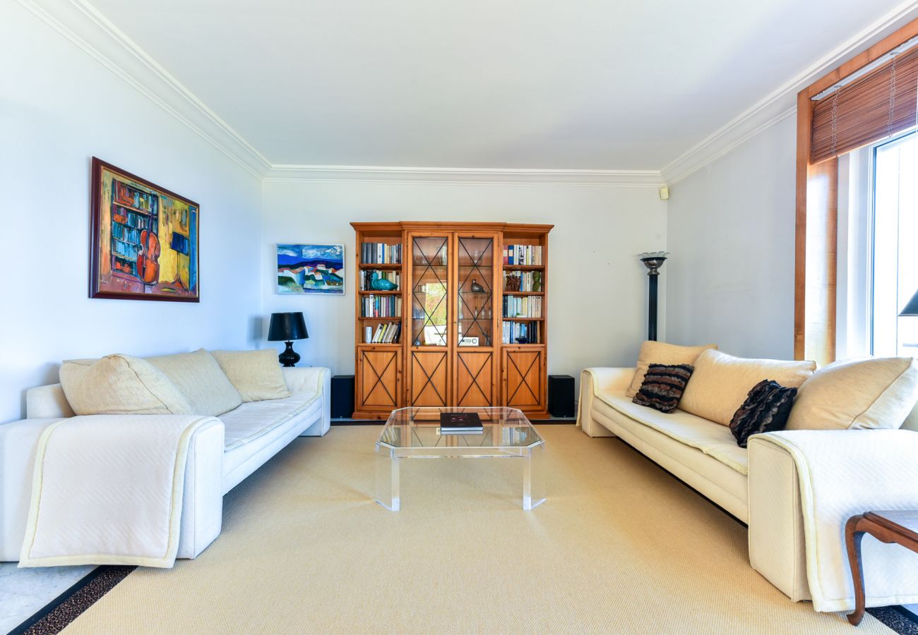 Villa à Roquebrune-Cap-Martin - La demeure des Colibris Villa à Roquebrune-Cap-Martin - La demeure des Colibris