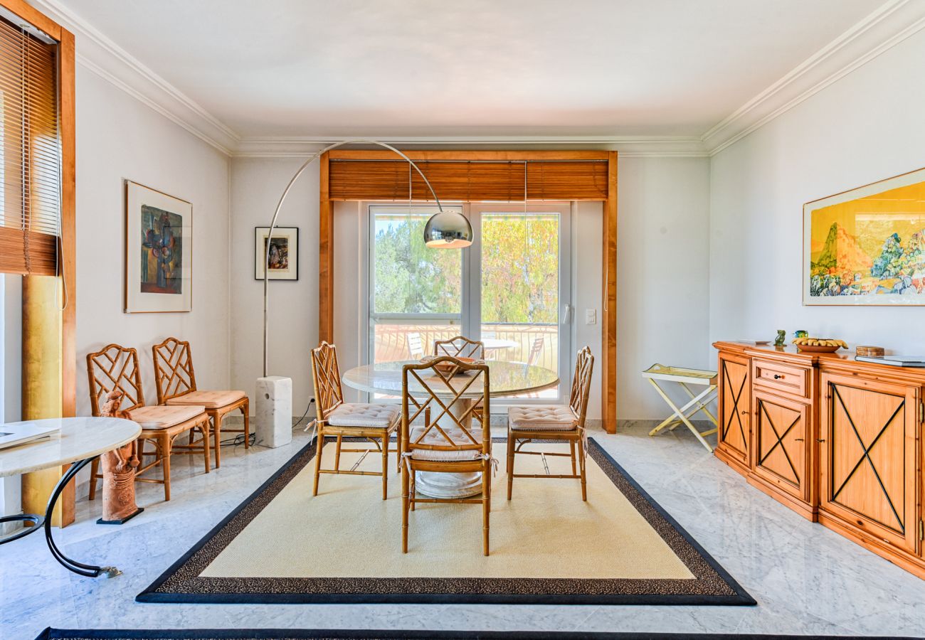 Villa à Roquebrune-Cap-Martin - La demeure des Colibris Villa à Roquebrune-Cap-Martin - La demeure des Colibris