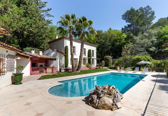 villa à Saint-Martin-du-Var - HappyFew La Villa Lilas